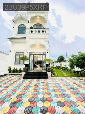 Chủ cần bán căn Villa Tân Hiệp- Sân vườn nghỉ dưỡng gần chợ Hóc Môn - Xã Tân Hiệp  -  Huyện Hóc Môn 