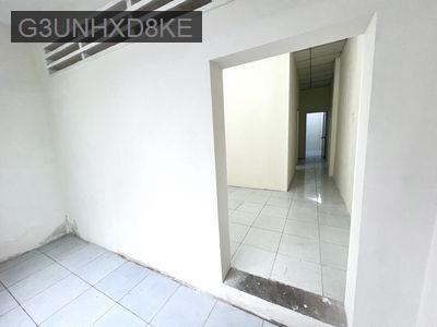 CHÍNH CHỦ - Bán nhà đường Trịnh Đình Trọng nhà sạch đẹp dọn vào ở ngay - Phường Hòa Thạnh  -  Quận Tân Phú 