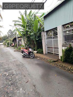 Bán Nhà cấp 4 gác lửng,DT 5m ×10.5m hẻm xe tải đậu cửa. - Xã Nhị Bình  -  Huyện Hóc Môn 