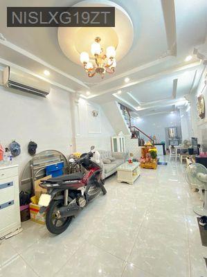 BÁN ĐẤT TẶNG NHÀ -CÔ NHÃ BÁN GẤP NHÀ HXH HAI BÀ TRƯNG, P8, Q.3 - Phường Võ Thị Sáu  -  Quận 3 