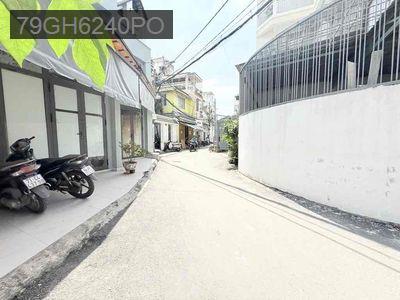 Bán gấp nhà bùi đình tuý-60m2-4PN-4WC-Cách hẻm xa tải 10m - Phường 12  -  Quận Bình Thạnh 