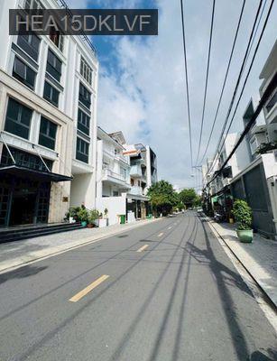 Cần bán nhà phố liền kề - Phường Tân Quy  -  Quận 7 