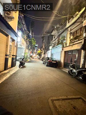 30M RA  LÊ VĂN SỸ - XE HƠI TẬN CỬA 4T - 7PN 7WC - 80 M2 - GIÁ 12.8T. - Phường 11  -  Quận Phú Nhuận 