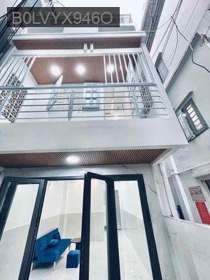 cần bán gấp nhà hẻm xe hơi 15m - Phường 3  -  Quận Tân Bình 