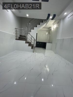 bán nhà ngay cầu Long Kiển- Nhà Bè. 1 trệt 1 lầu: 2 phòng ngủ và 2 wc. - Xã Nhơn Đức  -  Huyện Nhà Bè 