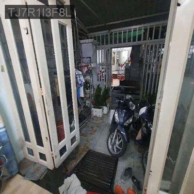 CẦN BÁN GẤP NHÀ NÁT KẾ BÊN ĐH SƯ PHẠM KỸ THUẬT - Phường Linh Trung  -  Quận Thủ Đức 