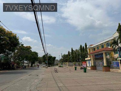 Bán đất Bà Điểm 4-Hóc Môn.DT:163,6m2,đường nhựa rộng 7m - Xã Bà Điểm  -  Huyện Hóc Môn 