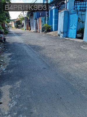 BÁN GẤP NHÀ SÂN VƯỜN. - Xã Tân Xuân  -  Huyện Hóc Môn 