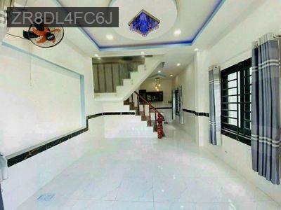 Kẹt tiền bán gấp nhà Nguyễn Gia Trí, Giá 1.8 tỷ, SHR, hẻm xe hơi - Phường 25  -  Quận Bình Thạnh 