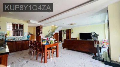 Penhouse khu vực Q4 cách Q1 chỉ 1 cây cầu giá chỉ 70tr/m2 còn TL - Phường 8  -  Quận 4 