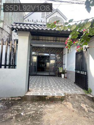 Bán nhà tại xã Mỹ Hạnh Bắc, cách Hóc Môn 8km - Thị trấn Đức Hoà  -  Huyện Đức Hòa 