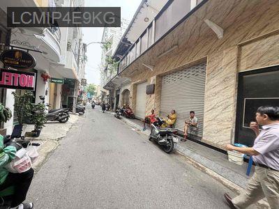 Chính chủ cần bán nhà ngay trung tâm Sài Gòn - Phường Bến Thành  -  Quận 1 