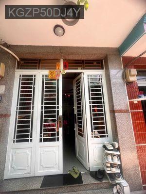 CẦN BÁN NHÀ CÁCH MẠNG THÁNG TÁM QUẬN 3 THÀNH PHỐ HỒ CHÍ MINH - Phường 11  -  Quận 3 