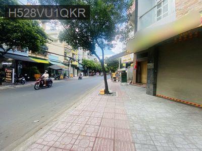 Bán nhà - Phường 13  -  Quận 6  - 72m² - 12.5tỷ