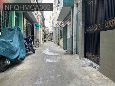 VUÔNG VỨC - 4 TẦNG BTCT - 4 PHÒNG NGỦ - Phường 3  -  Quận 8 