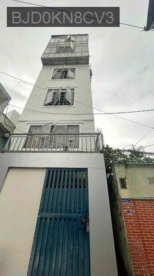 Bán căn hộ dịch vụ - Phường 12  -  Quận Bình Thạnh 