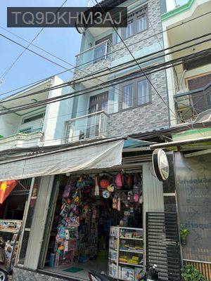 Bán nhà - Phường 18  -  Quận 4  - 30m² - 5.8tỷ