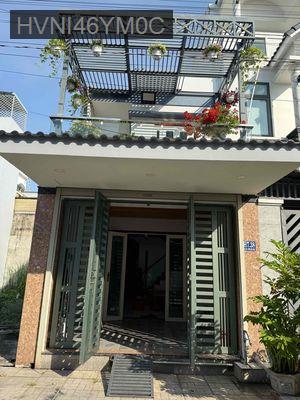 Nhà 1 trệt 1 lầu !! 3pn - có Phòng Ngủ Dưới!! SHR đã Hoàn Công!! - Xã Mỹ Hạnh Bắc  -  Huyện Đức Hòa 