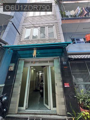 Bán nhà - Phường 10  -  Quận 10  - 33m² - 6tỷ
