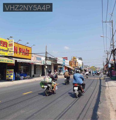 bán nhà 2 mặt tiền - Xã Tân Thạnh Đông  -  Huyện Củ Chi  bán nhà 2 mặt tiền - Xã Tân Thạnh Đông  -  Huyện Củ Chi