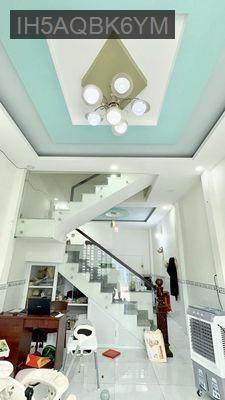 Bán nhà đẹp (4x11)x2tầng, hồ văn long,bhhb, btân, HXH, shr  3.x tỷ tl - Phường Bình Hưng Hòa B  -  Quận Bình Tân 
