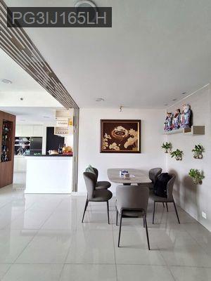 Bán nhanh căn Sunrise view, 76 m2, hướng đông, 5.5 tỷ - Phường Tân Hưng  -  Quận 7 