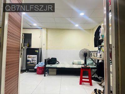 Nhà nhỏ giáp Bình Thạnh, tiện di chuyển vào trung tâm - Phường Hiệp Bình Chánh  -  Quận Thủ Đức 