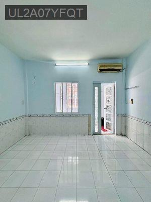 Bán Căn hộ ngày Đường 3/2 Quận 10 70m2 3 PN chỉ 2.2 tỷ. - Phường 6  -  Quận 10 