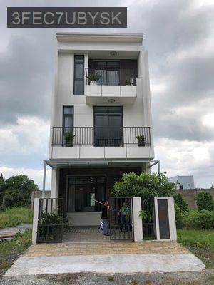 Bán nhà MT Đ.Hoàng Phan Thái, Bình Chánh 5x21, Trệt, 3 lầu,Giá 1tỷ5 - Xã Bình Chánh  -  Huyện Bình Chánh 