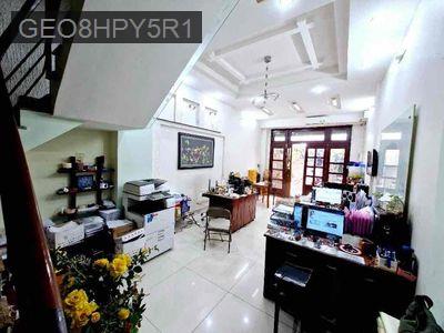 Nhà mặt tiền Cao Lỗ gần Kề Tạ Quang Bửu P4 Q8 siêu mới đẹp cho thuê VP - Phường 4  -  Quận 8 