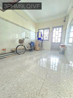 Bán nhà 2 lầu hẻm xe hơi giá chỉ 5.3 tỷ Ngay Tân Bình - Phường 10  -  Quận Tân Bình 