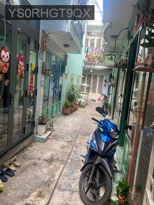 Cần bán gấp  nhà kế hẻm xe hơi gần vị trí tiện ích - Phường 15  -  Quận 8 