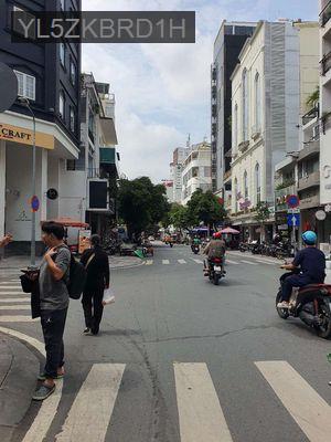 GIẢM 1 TỶ- LÊ THỊ RIÊNG- 64M2-CHO SPA THUÊ 36TR/THÁNG- KINH DOANH TỐT - Phường Bến Thành  -  Quận 1 