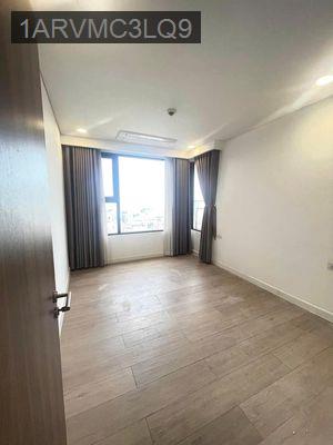 Bán gấp căn hộ Kingdom 101 2pn 73m2 nội thất cơ bản - Phường 14  -  Quận 10 