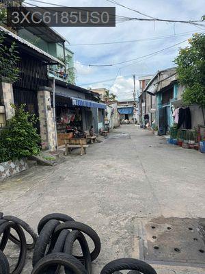 Bán nhà xã bà Điểm , đường trước nhà 12m, nhà nở hậu - Xã Bà Điểm  -  Huyện Hóc Môn 