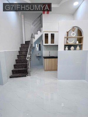 Chính chủ cần bán gấp nhà giá rẻ ngay cầu số 3 chợ Vạn Nguyen - Phường 15  -  Quận 8 