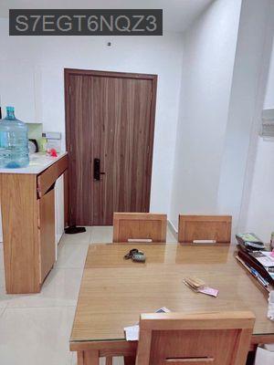 Chủ nhà cần bán căn hộ 2pn 2wc 79m2 có Nt - giá 3,85 tỷ đang làm sổ - Phường 4  -  Quận 8 