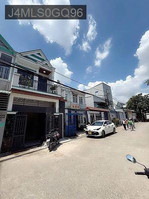 📌Nhà Đúc 1 Lầu Kiên Cố , Có 2 Phòng Ngủ, 2 Vệ Sinh, Sân Thượng Rộng - Xã Bà Điểm  -  Huyện Hóc Môn 