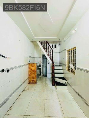Hh 1% Nhà nhỏ 2 lầu Nguyễn Kiệm P3 Gò Vấp sát Phú Nhuận - Phường 4  -  Quận Phú Nhuận 