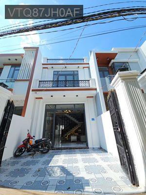 Nhà mới chính chủ sổ riêng nhỉnh 2 tỷ đã hoàn công - Thị trấn Cần Đước  -  Huyện Cần Đước 