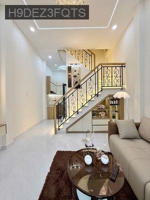 Chinh chủ can tiền bán gấp 25m. Hẻm xh - Phường 10  -  Quận Tân Bình 