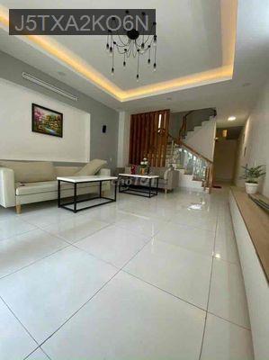 Bán nhà - Phường 11  -  Quận 6  - 10m² - 1.85tỷ