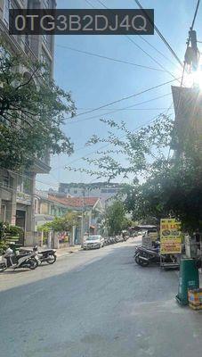 Cần bán nhà phố mặt tiền q7 p Phước Kiểng - Phường Tân Kiểng  -  Quận 7 