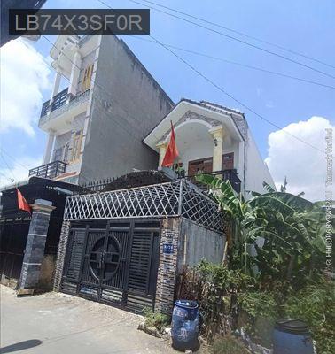 Cần bán căn nhà tại đường Nguyễn Thị Minh Khai, gần chợ Đoàn Thị Kia - Phường Đông Hiệp  -  Thị xã Dĩ An 