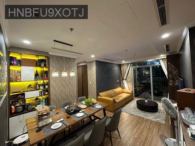 Chính chủ bán căn góc 2pn2wc full nt cc L2 Vinhomes Central Park  - Phường 22  -  Quận Bình Thạnh 