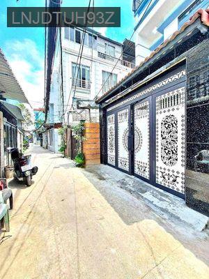 Bán nhà hẻm 1716 cách mặt tiền Huỳnh Tấn Phát chỉ 50m - TT. Nhà Bè  -  Huyện Nhà Bè 