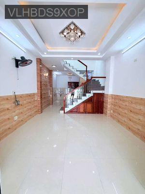 Chưa đến 1,85tỷ có ngay nhà Đ.30 Tháng 4, TDM gần Coopmart Thủ Dầu Một - Phường Phú Hòa  -  Thành phố Thủ Dầu Một 