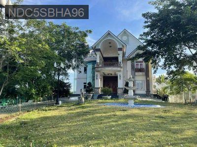 Biệt Thự Khủng Bắc TânUyên 16000m2 villa 300m2 đã hoàn công - Xã Hiếu Liêm  -  Huyện Bắc Tân Uyên 