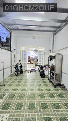 Nhà mặt tiền 100m2 ,3 phòng ngủ. TT Dĩ An - Phường Đông Hòa  -  Thị xã Dĩ An 