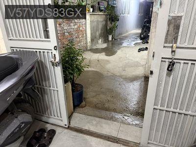 BÁN NHÀ GẦN Q7 (Cách cầu Phú Xuân 500m), SHR, 40m, Khu An ninh - TT. Nhà Bè  -  Huyện Nhà Bè  BÁN NHÀ GẦN Q7 (Cách cầu Phú Xuân 500m), SHR, 40m, Khu An ninh - TT. Nhà Bè  -  Huyện Nhà Bè
